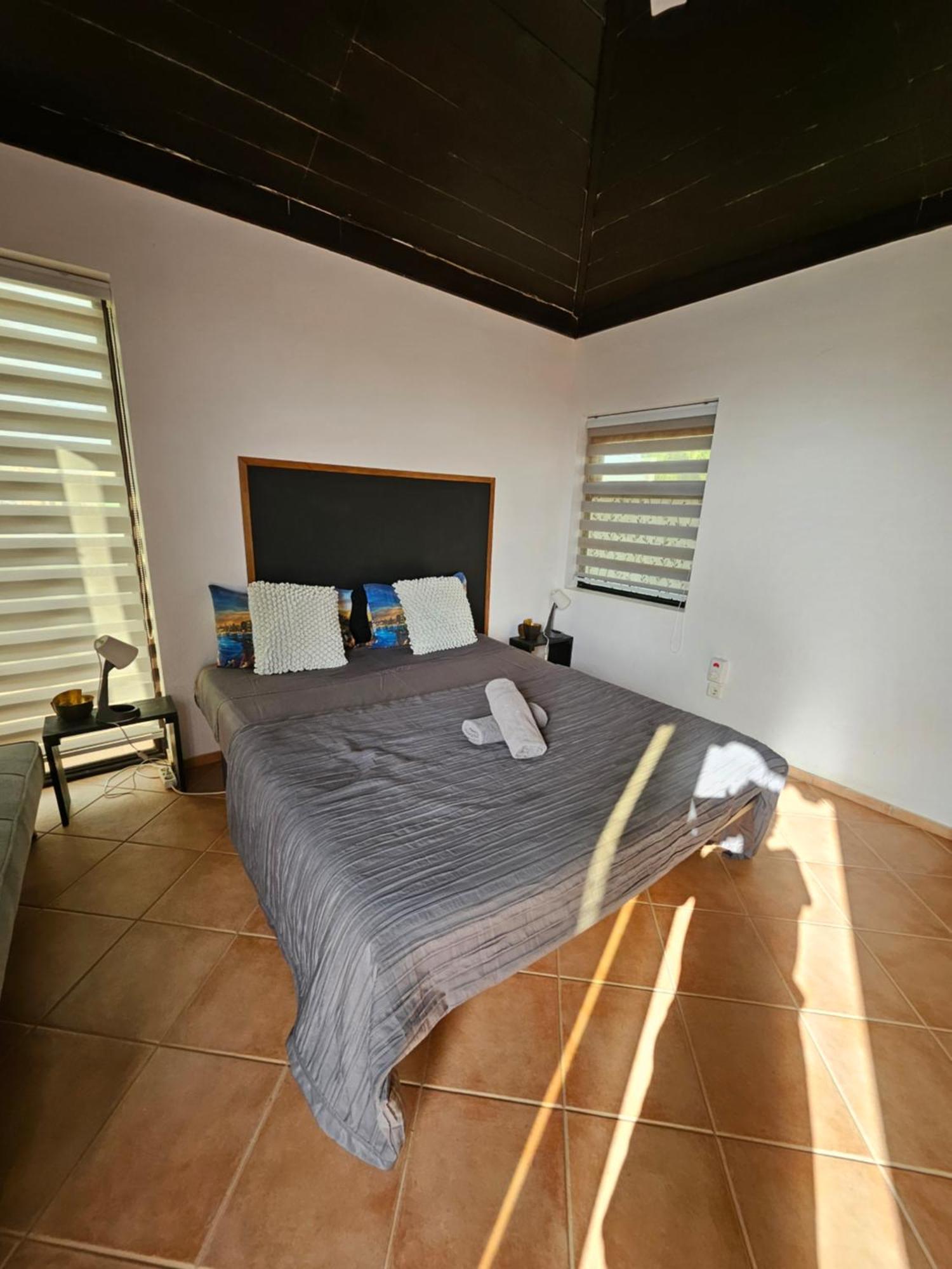 Blue Eagle Guesthouse - Casa De Hospedes Santa Maria Luaran gambar