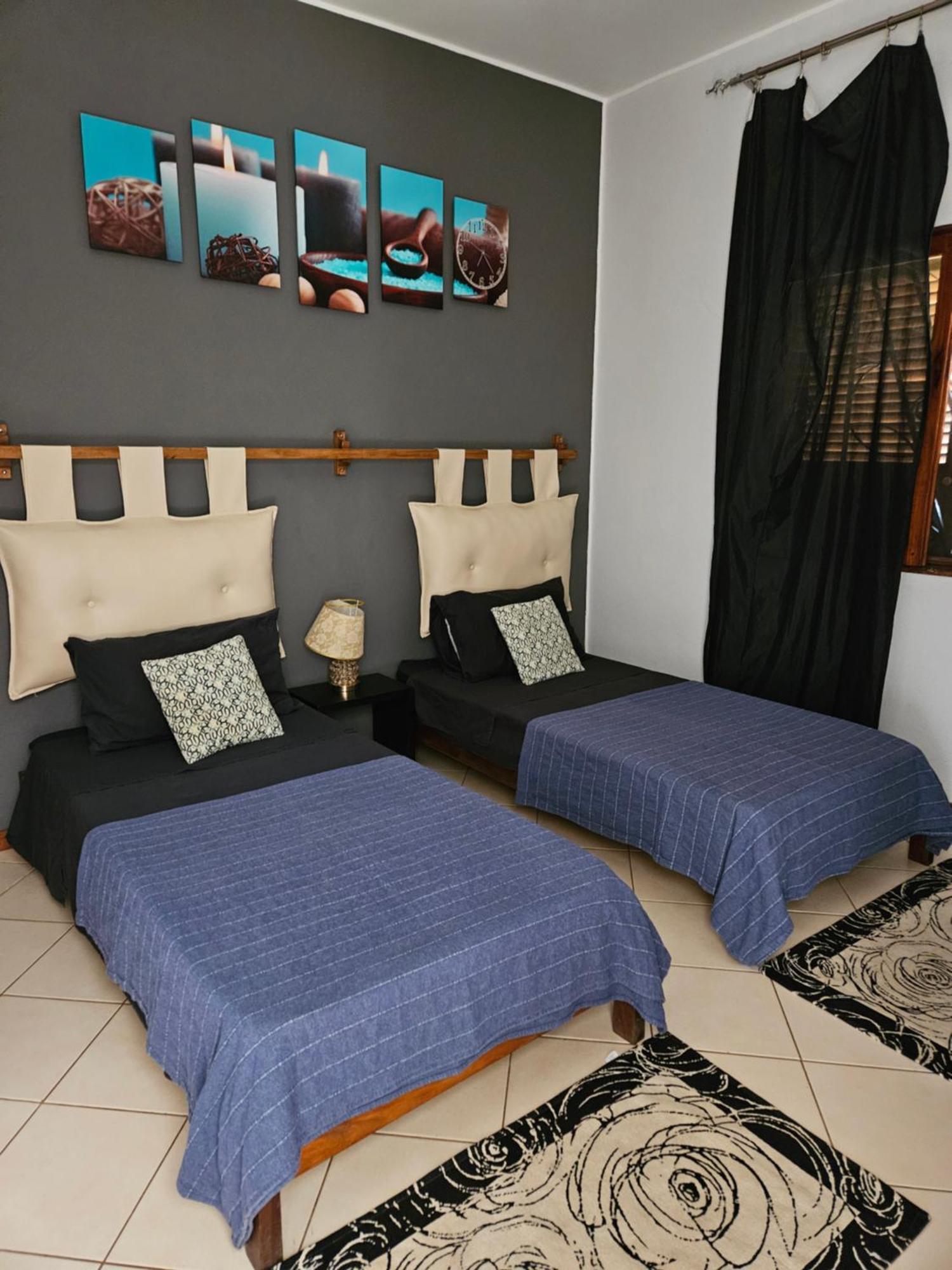 Blue Eagle Guesthouse - Casa De Hospedes Santa Maria Luaran gambar