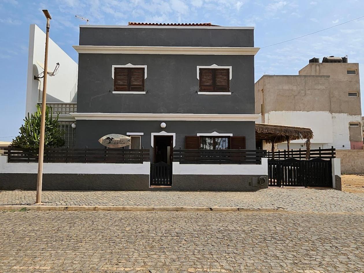 Blue Eagle Guesthouse - Casa De Hospedes Santa Maria Luaran gambar